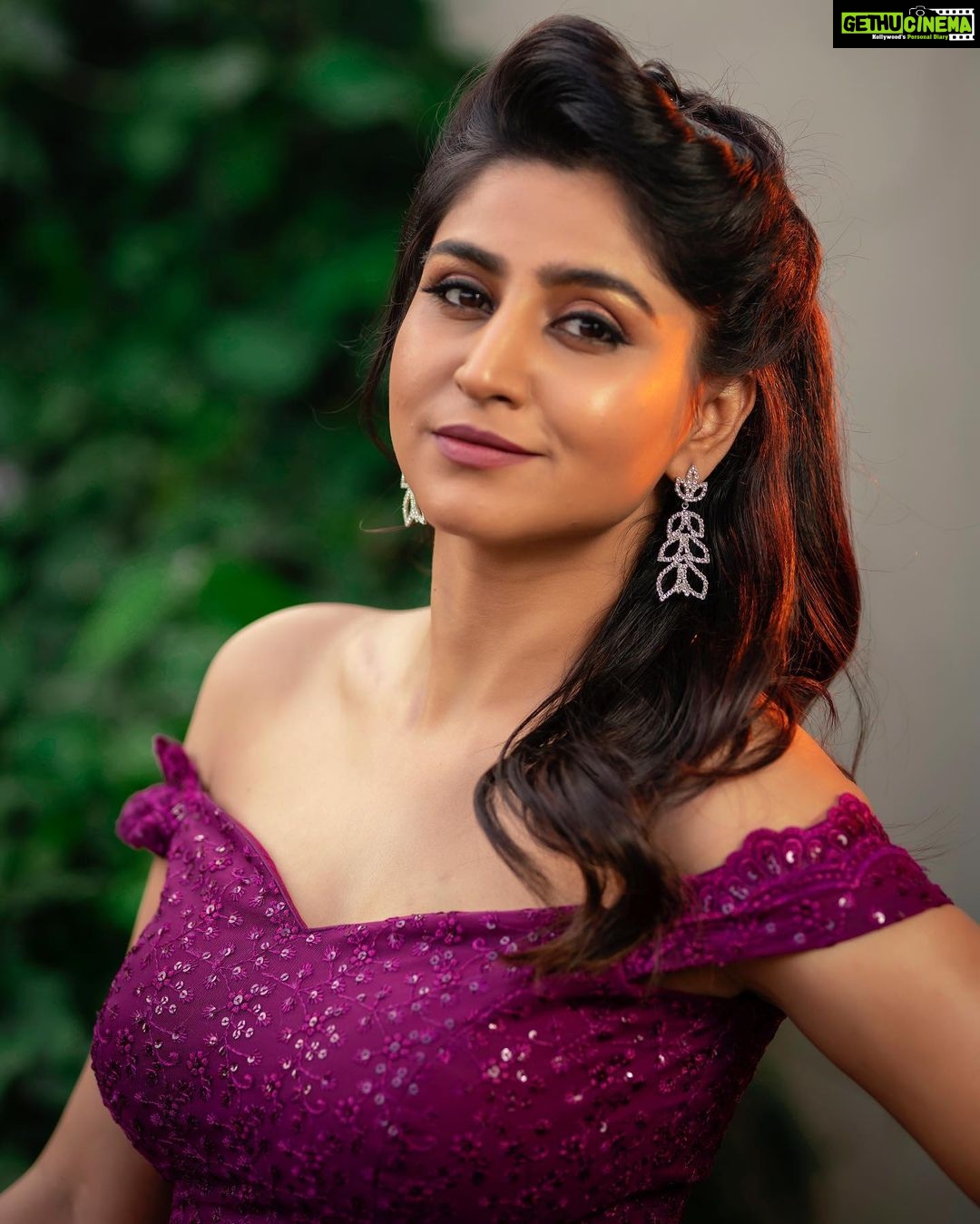 Varshini Sounderajan Instagram - For #comedystars @starmaa @1:30pm Wearing @firoz_design_studio PC @v_capturesphotography
