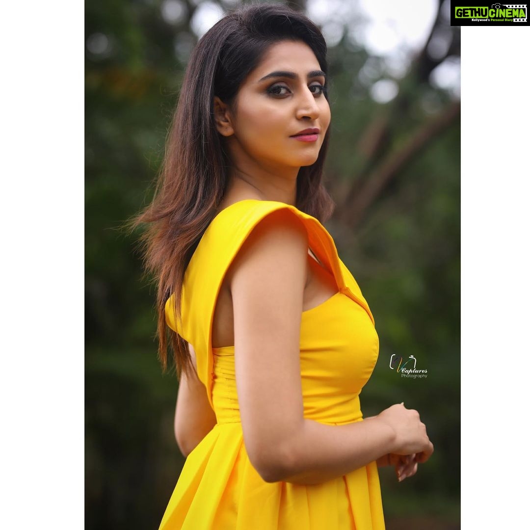 Varshini Sounderajan Instagram - For #dheechampions Wearing @firoz_design_studio Makeup @shearsandbrushes_thesalon PC @v_capturesphotography