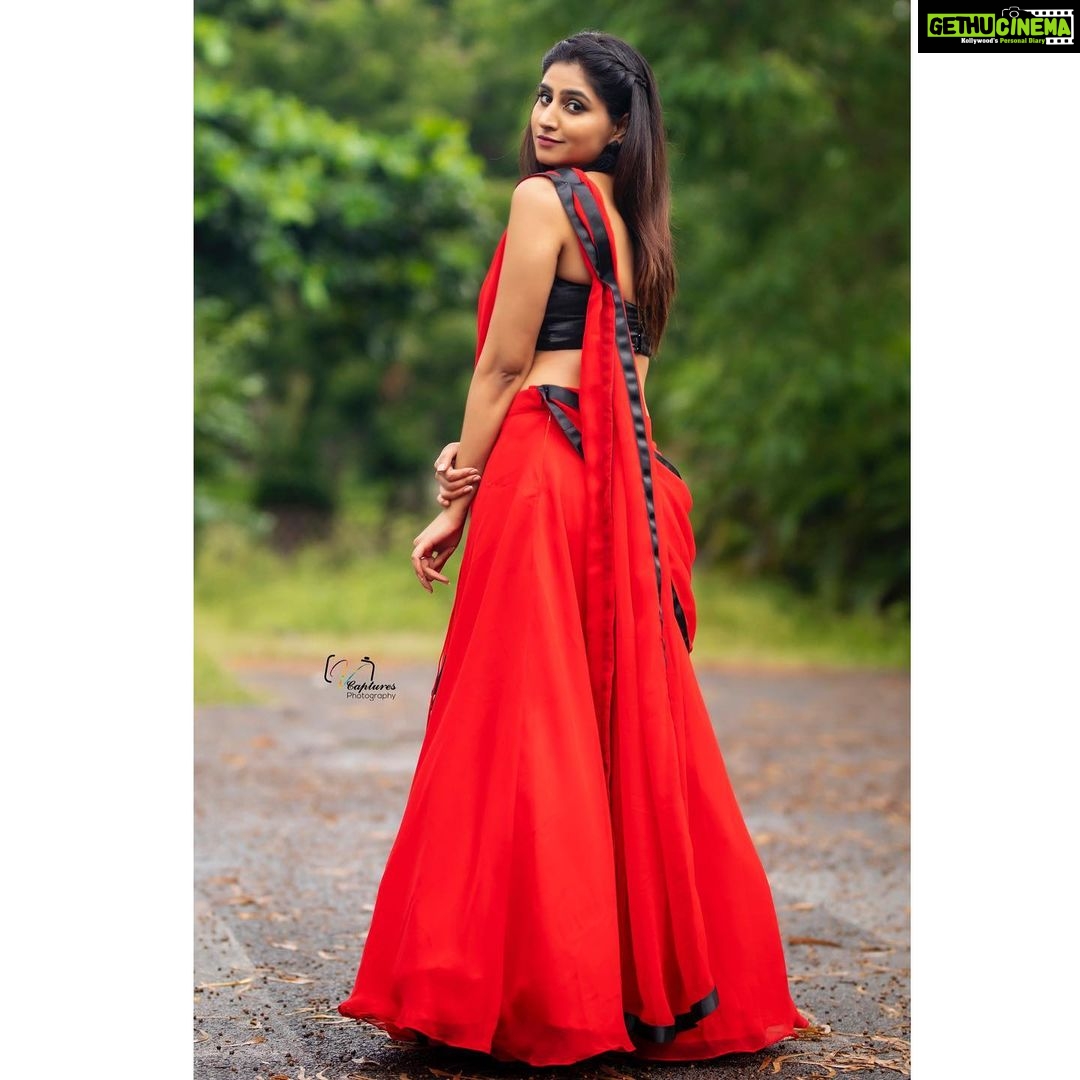 Varshini Sounderajan Instagram - Costume @firoz_design_studio Makeup @shearsandbrushes_thesalon PC @v_capturesphotography