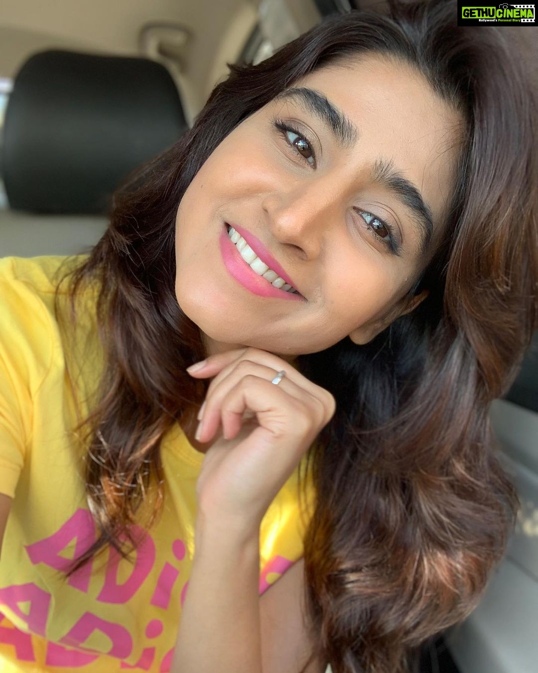 Varshini Sounderajan Instagram - Just like that!!