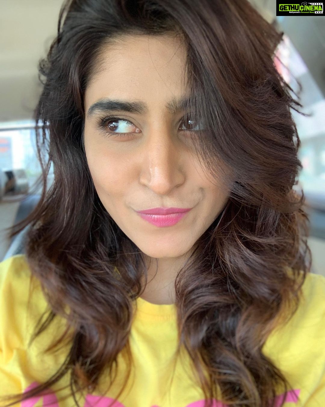 Varshini Sounderajan Instagram - Just like that!!