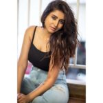 Varshini Sounderajan Instagram - Wishing you all a very happy and a prosperous NEW YEAR 2022 📸 @chinthuu_klicks