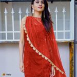 Varshini Sounderajan Instagram - For #patas2sarikothaga Makeup @syam_bridal_makeu_art Hair @swethareddy.mandadi Costume @firoz_design_studio Jewels @firoz_design_studio PC @sunil_jones Follow on @helo_indiaofficial