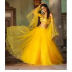 Varshini Sounderajan Instagram - Andariki Diwali subhakanshalu🙏 Wearing @firoz_design_studio for #uttamapurushulu in #etv Styling n jewels @firoz_design_studio Hair @swethareddy.mandadi Makeup @venu_makeupandhair PC @chinthuu_klicks