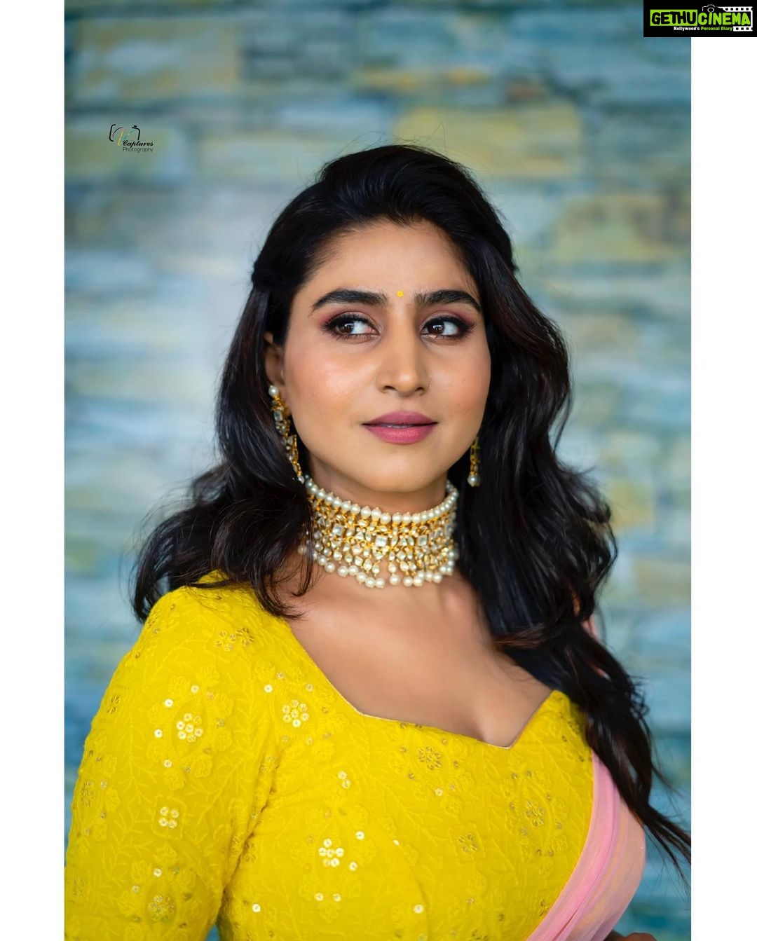Varshini Sounderajan Instagram - Costume @navya.marouthu Makeup n hair @makeup_by_amulya PC @v_capturesphotography . . . #varshini #instagram #instagood