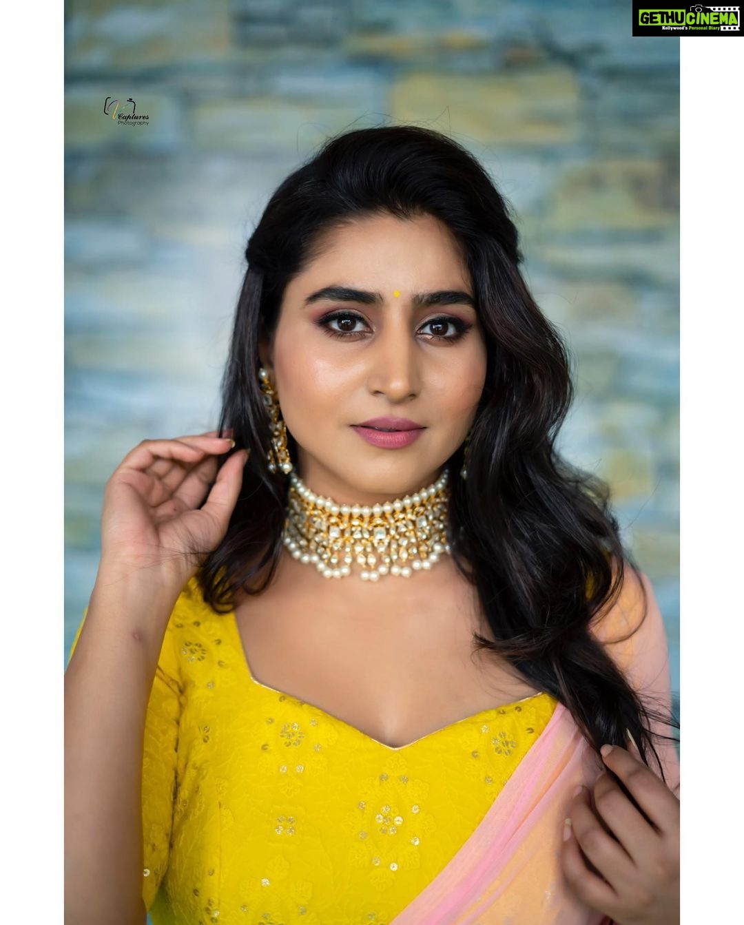 Varshini Sounderajan Instagram - Costume @navya.marouthu Makeup n hair @makeup_by_amulya PC @v_capturesphotography . . . #varshini #instagram #instagood