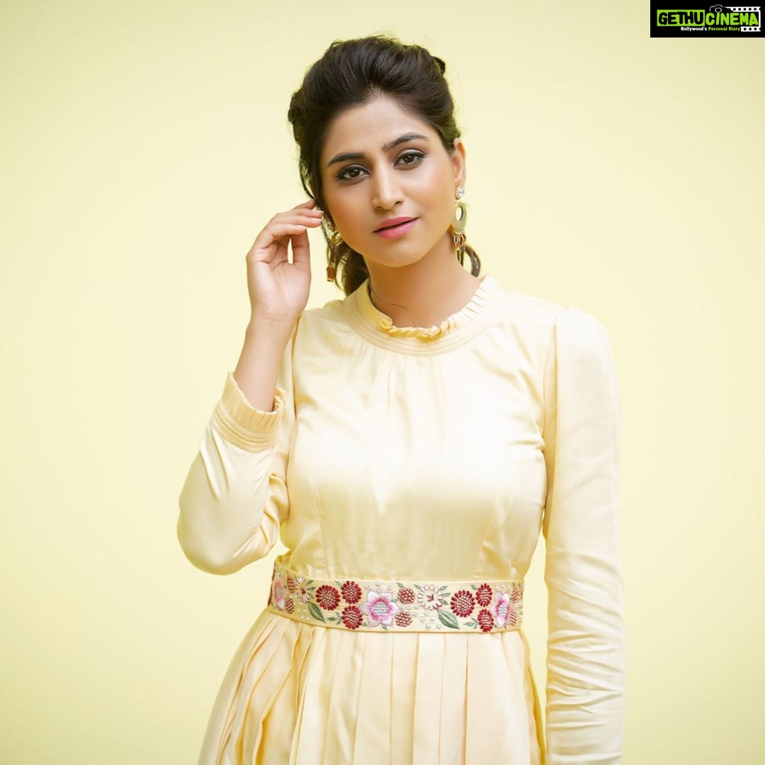 Varshini Sounderajan Instagram - For #patas2sarikothaga Costume @desi.vastra Styling @rishita.madas Hair @swethareddy.mandadi PC @i_ak_photographer #styledbyrishita
