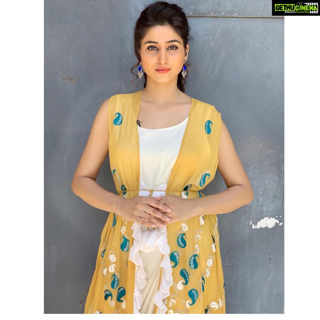 Varshini Sounderajan Instagram - For #patas2sarikothaga Costume @jagiri.manasa Styling @rishita.madas #styledbyrishita