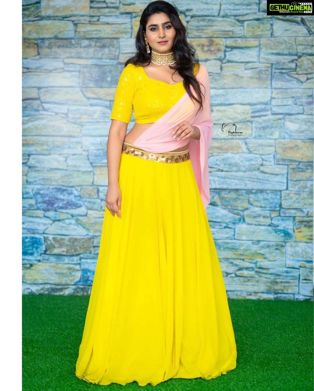 Varshini Sounderajan Instagram - Costume @navya.marouthu Makeup n hair @makeup_by_amulya PC @v_capturesphotography . . . #varshini #instagram #instagood