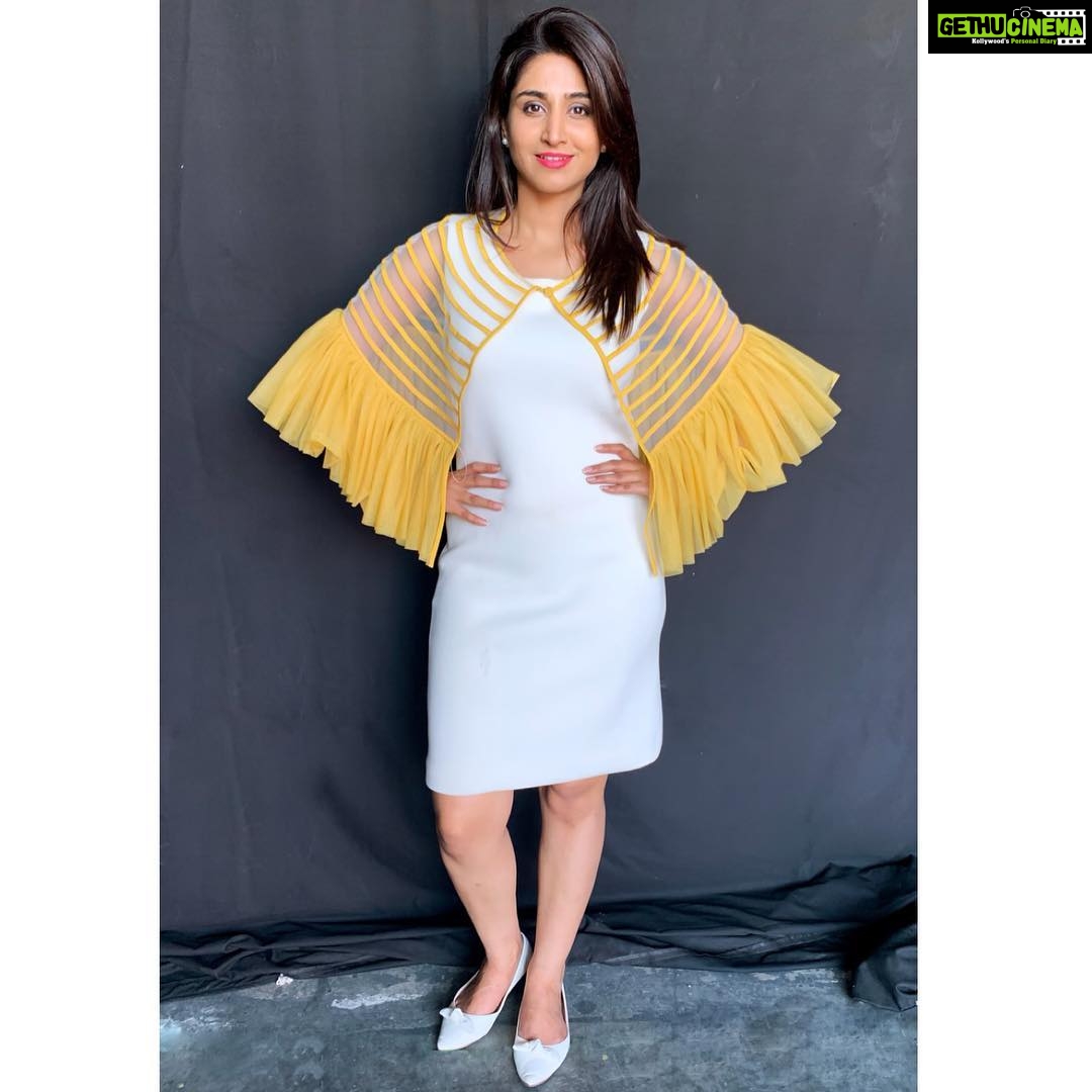 Varshini Sounderajan Instagram - For #Cash #etv #mallemala Wearing @labelmanasi