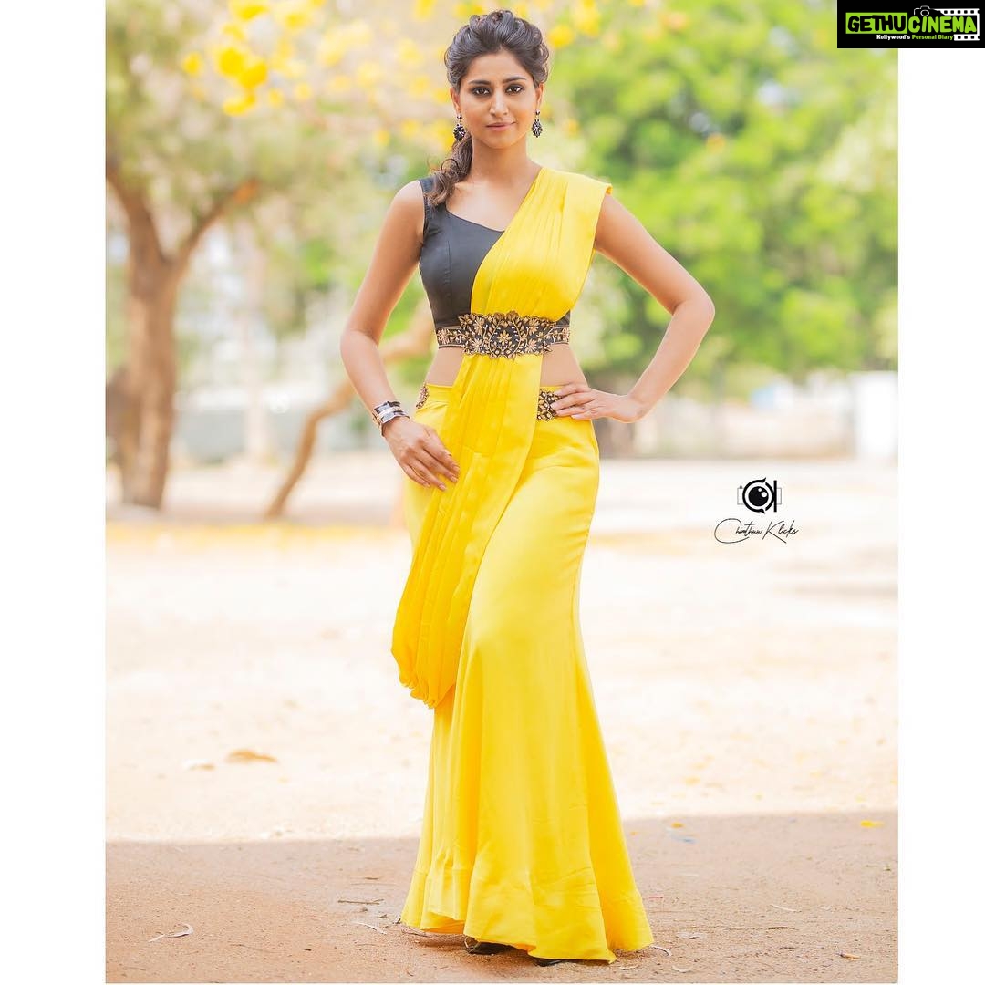 Varshini Sounderajan Instagram - Wishing you all a very happy Ugadi Tune into #etv now.. wearing @divya_varun_official for #sudheergadipelligola Styling @dhiyuu Makeup n hair @emraanartistry PC @chinthuu_klicks