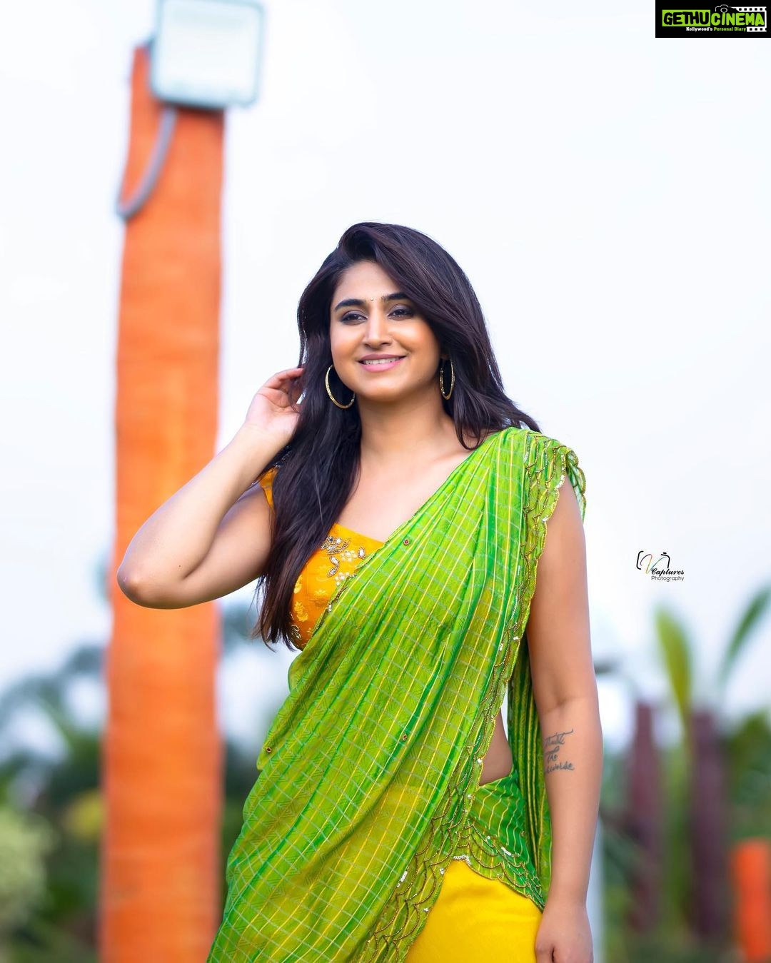 Actress Varshini Sounderajan HD Photos and Wallpapers September ...