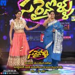 Varshini Sounderajan Instagram - Superrr excited💃...therz lots of fun, dance n skits which we really enjoyed n m eagerly waiting for the show to telecast also it was pleasure having mom on this show. Thanks #mallemala for the surprise😘 Tune into #etv 18th @9AM #dusseraspecial #sarrinolu