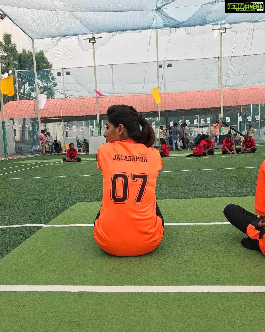 Varshini Sounderajan Instagram - Jaggu...all about pelligola #shootingscenes #pelligola3 #kabbadiplayer #annapurnastudios #tamadamedia #viuindia