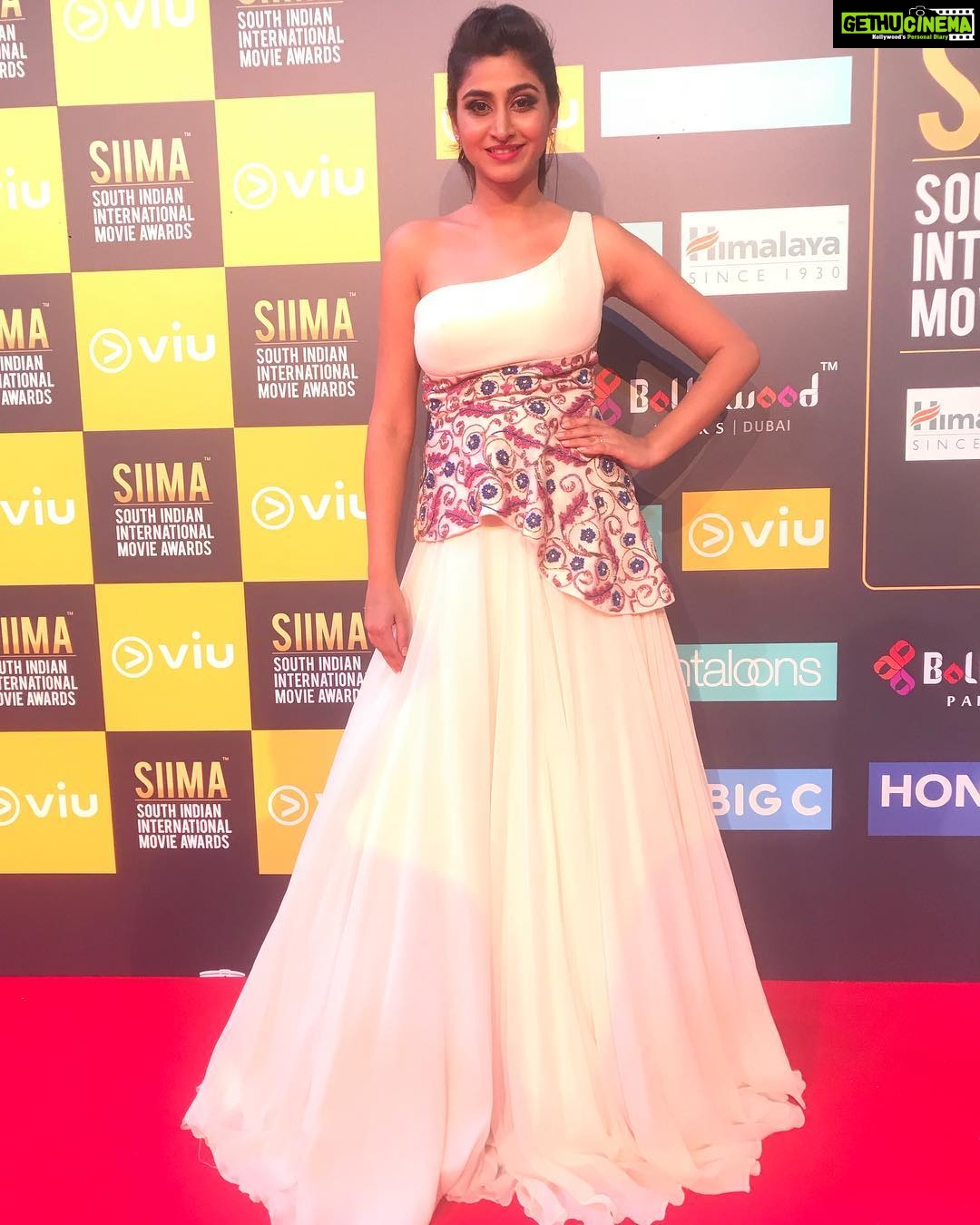 Varshini Sounderajan Instagram - SIIMA-Day 2 Wearing @designerkavitaagarwal Makeup @nehaashah21 Hair @sabasmua PC @kkathirravan