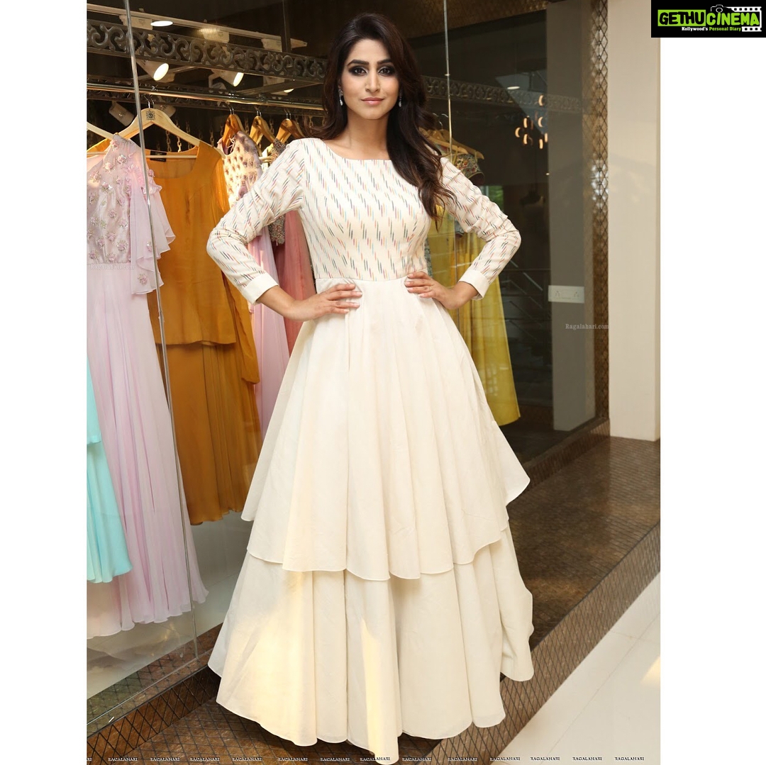 Varshini Sounderajan Instagram - New collection launch @designerkavitaagarwal Wearing “The spun collection” and “The moroccon tales” Makeup by @suvaibahsyed Hair by @naazbridalmakeovers