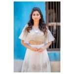 Varshini Sounderajan Instagram - Do watch #povepora today #etvplus for the grand celebrations of 75th episode. Costume @justlikethatbyanju PC @chinthuu1132