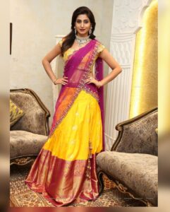Varshini Sounderajan Instagram - Wearing this beautiful half saree for @kalasha_finejewels new collection launch. Costume n styling @sashivangapallicouture Makeup n hair @naazbridalmakeovers