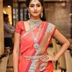 Varshini Sounderajan Instagram - Wishing you all a very happy Dussehra. Accessories @manepally_jewellers