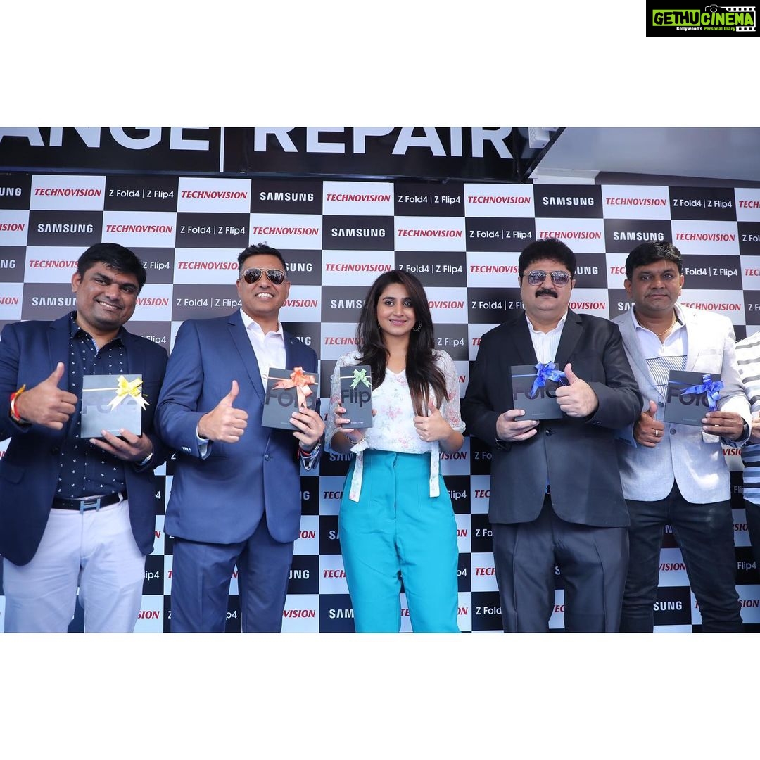 Varshini Sounderajan Instagram - For the launch of Samsung galaxy Z Fold 4 and Z Flip 4 #technovision #banjarahills Talking point Fold 4 has a Flagship Camera of 50 mp with Epic Nightography Bigger Batter & Very sleek design Lightest Foldable phone PC like experience with new Taskbar support Toughest foldables ever with Gorilla Victus+ Fastest 4nm Snapdragon 8+ Gen1 processor Both the Fold 4 & Flip 4 are Water and Dust resistant