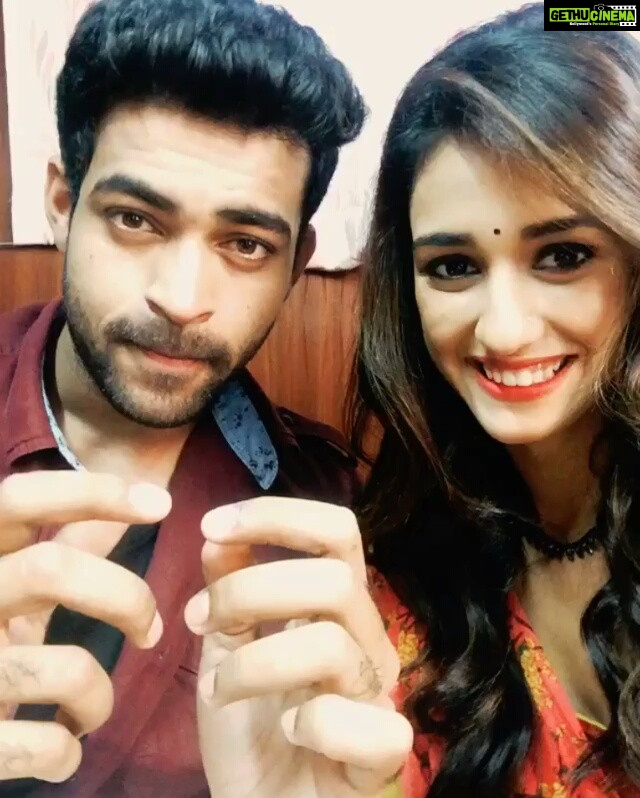Varun Tej Instagram - #lastday#shoot#vanityfun#loafer #movie#timeflew Directed by the beautiful @dishapatani 😂😂😂