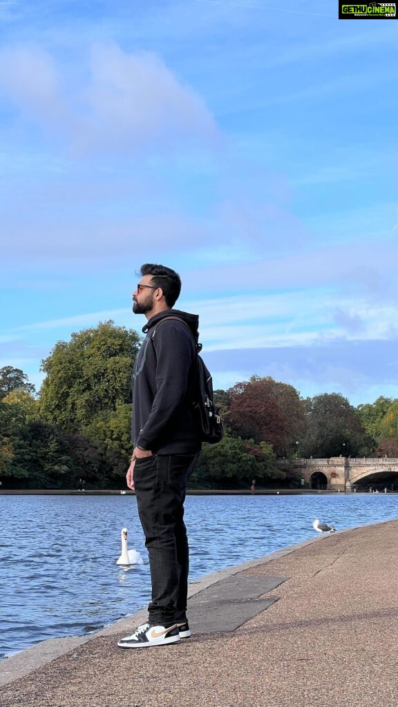 Varun Tej Instagram - Vibin in London 🙌🏽 #wanderlust