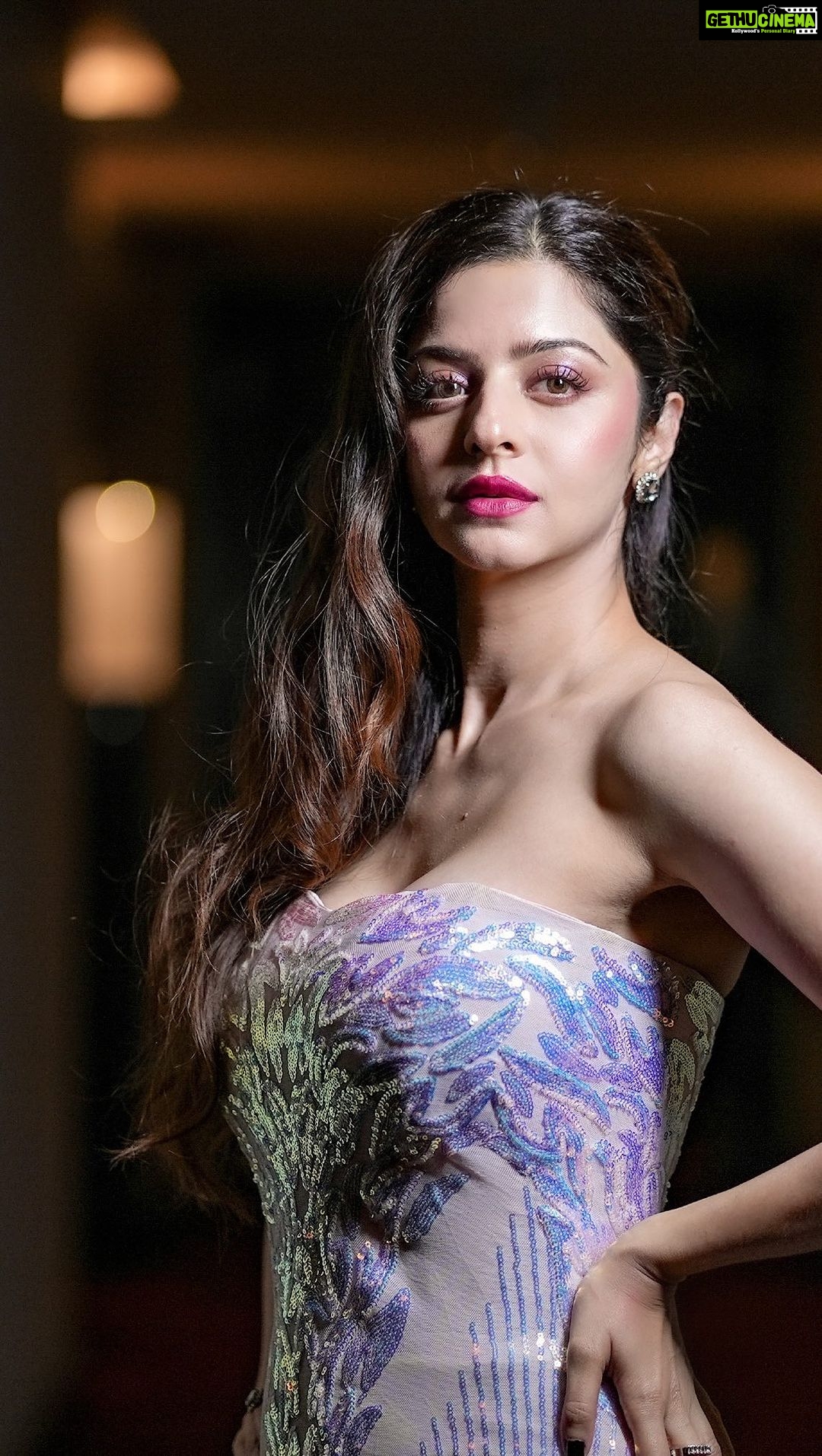 Vedhika Instagram - 🧜♀️ #Siima2022 Styling: @officialanahita Outfit @johnandananth Jewellery @xxessories Hair @anjali_tater