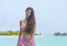 Vedhika Instagram - 🏝