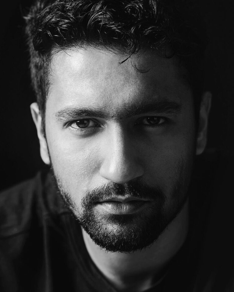 Vicky Kaushal Instagram - Lost and found.