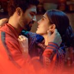 Vicky Kaushal Instagram - Naam mein kya rakha hai, abhi toh wrap hua hai!!! Thank You #DineshVijan @pvijan @maddockfilms, @laxman.utekar Sir, @saraalikhan95 and the entire team @raghav_dop @jatinbajaj20 @sujit_dube @punit_dave__ @bruh_mistha @rana_the_aprajita @_pawni_tripathi @rohit_utekar1 and everyone for such an amazing experience. Each day of filming this beautiful story has been memorable for me. Going to miss you guys terribly and all the madness involved. Also, a very big thank you to the wonderful people of Indore who have been so cooperative and full of love. Thank You! Baat yeh dil ki hai, jo ghar ghar tak pohonchegi… ya shayad baat ghar ki hai jo har dil ko chuyegi. . See you all soon at the movies! ❤️🎬🍿