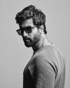 Vicky Kaushal Instagram - 🕶🚨
