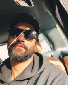 Vicky Kaushal Instagram - First ☕️ then 🎬