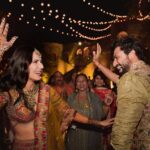 Vicky Kaushal Instagram - Mehendi Taa Sajdi Je Nache Saara Tabbar! 🕺🏽💃🏽✨