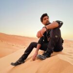 Vicky Kaushal Instagram - The majestic dunes of Abu Dhabi! @visitabudhabi @anantaraqasralsarab #InAbuDhabi #TheTimeIsNow #ad Abu Dhabi, United Arab Emirates