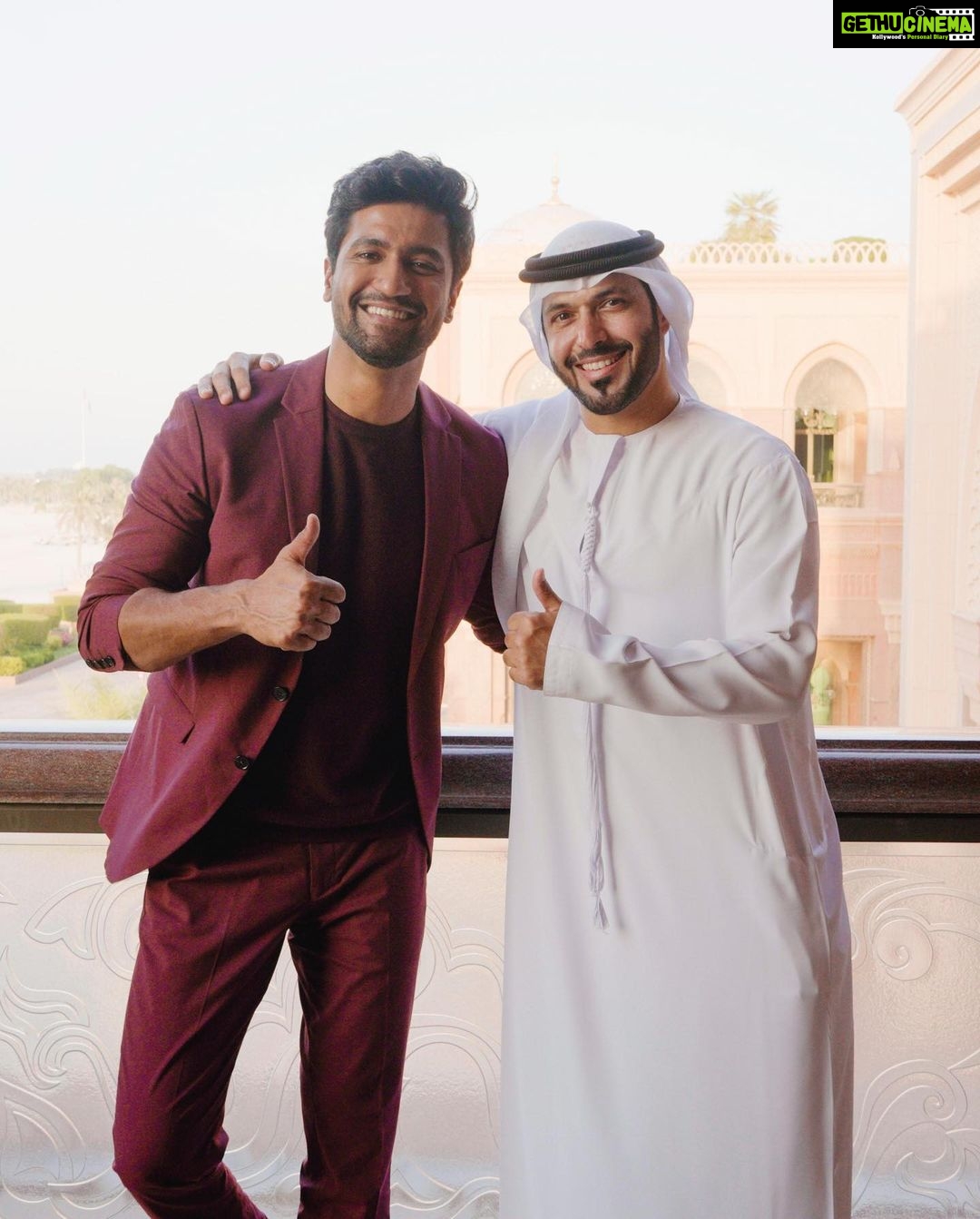 Vicky Kaushal Instagram - #throwback … What better way to end the trip than by indulging in a 'contemporary classic' Indian meal at @martabaan. This was also a treat for my new friend @aj_alhashimi who was kind enough to plan this once-in-a-lifetime trip for me. Just when I thought it couldn't get any better, I was invited to soak in some culture at @abudhabicf. What a beautiful day! @visitabudhabi #InAbuDhabi #TheTimeIsNow #ad