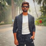 Vicky Kaushal Instagram – Naade wali pant, munda apna ghaint. 👻