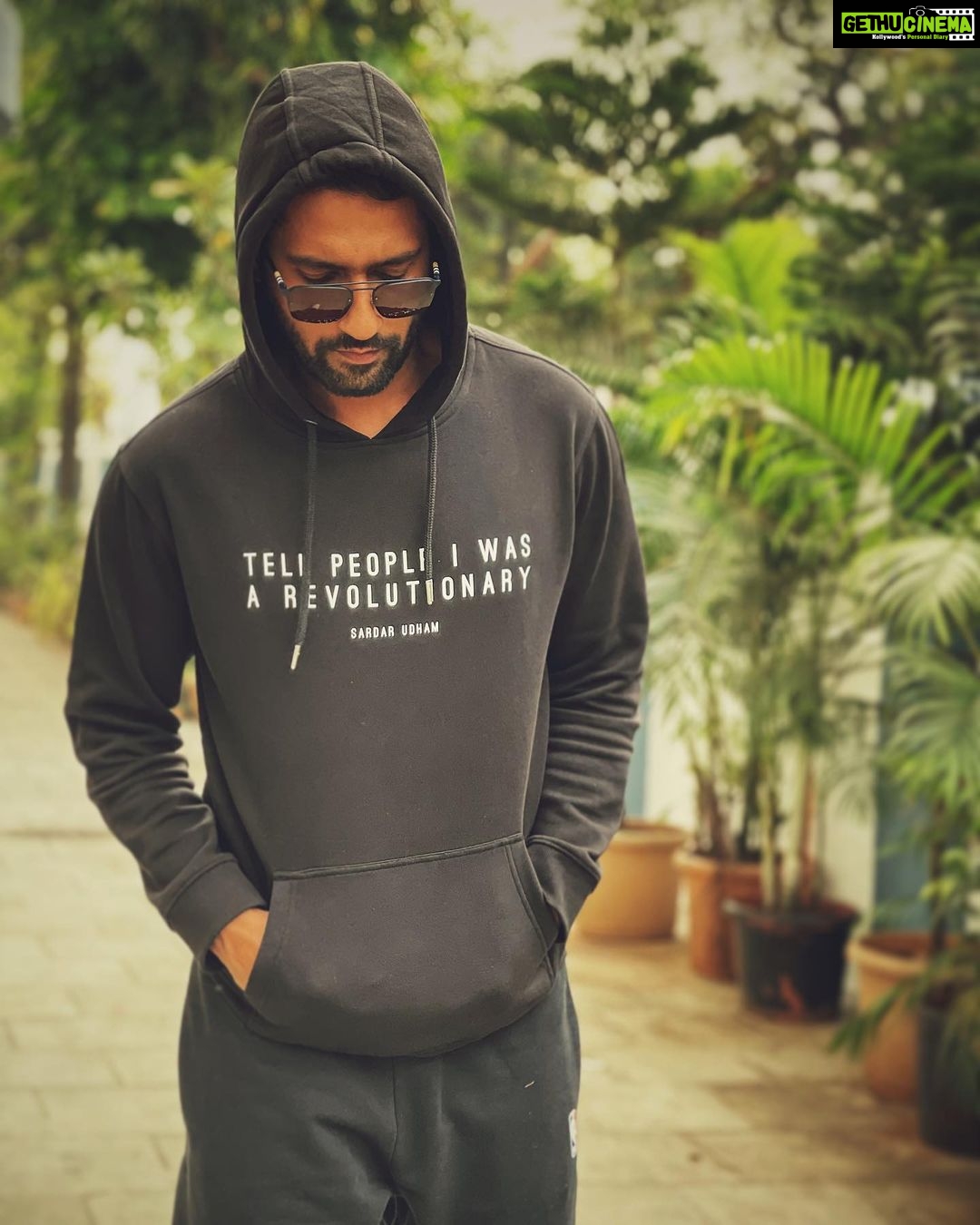 Vicky Kaushal Instagram - Loud and clear! #SardarUdham