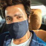 Vicky Kaushal Instagram - ☀️😷🚘🎥🎬🤙🏽