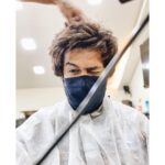 Vicky Kaushal Instagram – “Baal mat kato… Arreeeyyy!!!” #iykyk