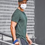 Vicky Kaushal Instagram - 😷🙏