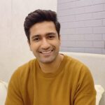 Vicky Kaushal Instagram – Go visit @upgrad_edu now and pursue your UGC approved undergraduate degrees like Bachelor of Arts, Business Administration, and Computer Application, and postgraduate degrees like M.Com, MBA, MA, MCA, MSc and many more only powered by upGrad technology. 
#KaamKiDegree