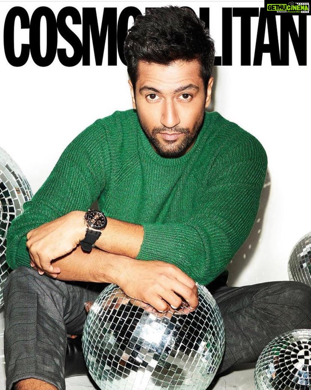 Vicky Kaushal Instagram - Rise and shine! Let’s hit the (disco)ball out of the park this year, shall we?@cosmoindia