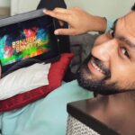 Vicky Kaushal Instagram – Literally watching the ending of this show on REPEAT! #BandishBandits is the perfect watch in this ‘garaj-garaj’ mausam! Totally enjoyed! Many congratulations to my brothers @anandntiwari and @bindraamritpal for directing and creating this wonderful show! Catch it on @primevideoin.