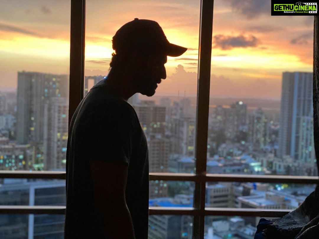 Vicky Kaushal Instagram - Prep in the dark, till it’s your time to shine.