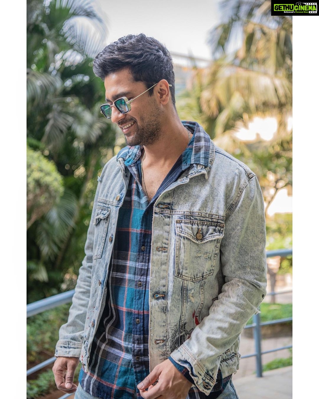 Vicky Kaushal Instagram - Smiling... until I look behind! ☠️ #Bhoot #21stFeb
