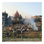 Vicky Kaushal Instagram - For days before we started filming Masaan, I’d sit here for hours at a stretch, quietly watching bodies getting burnt one after the other... dark, fair, beautiful, ugly, rich, poor, fat, thin... All of them turning into the same colour of ash. Leaving behind, just their deeds, teaching me the most important lesson of my life. My job was to put life into Deepak, what eventually happened was the other way around. Four years back, I got to ask you all a question... “अब तो हम friend हो गए, हैं ना?” ...Answer to which, I keep getting till date. Here’s to 4 years of our beautiful friendship. I cherish it everyday of my life. Thank You. #4yearsofMasaan 🤗🎈 Manikarnika Ghat, Varanasi