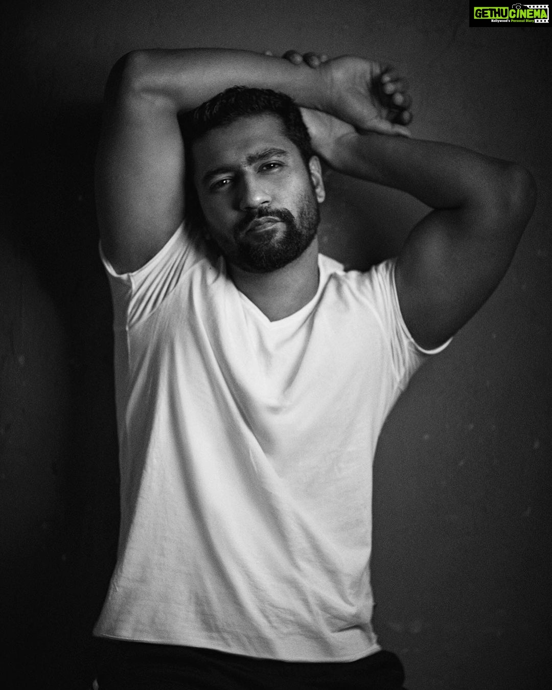 Vicky Kaushal Instagram - @rohanshrestha 📷