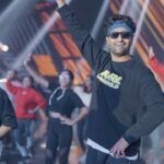 Vicky Kaushal Instagram - You’ve heard of Put Your Finger Down and now it’s time for something fresh - Put Your Hand Up (Filmfare Edition)! Our Best Actor (Critics’) awardee #VickyKaushal plays the fun game and gives us a taste of what #FilmfareAwards season is like. #Wolf777newsFilmfareAwards #FilmfareOnReels #FilmfareAwards2022 #Celeb