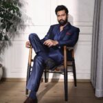 Vicky Kaushal Instagram - नीला कुक्कड़ !