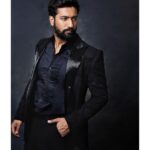 Vicky Kaushal Instagram – ♠️✨ 
.
@amandeepkaur87 | @trishasarang | @manishmalhotraworld